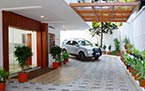 deluxe hotels in kottayam